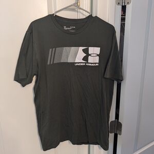 3/$15 under armour t shirt